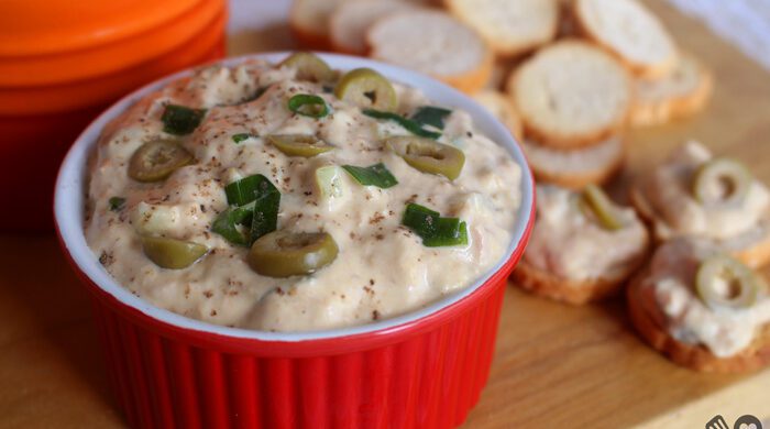 Canapé de atum fácil e delicioso