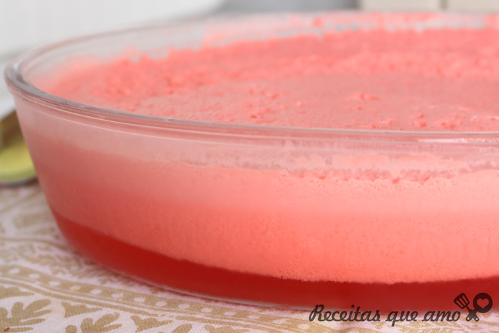 Gelatina cremosa com 3 ingredientes Gelatina cremosa com 3 ingredientes