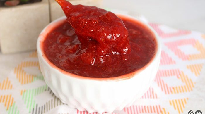Geleia de morango com 2 ingredientes