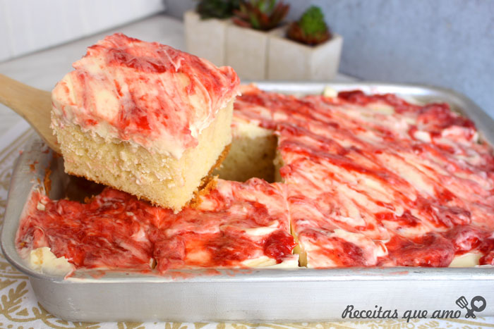 Bolo de morango com buttercream