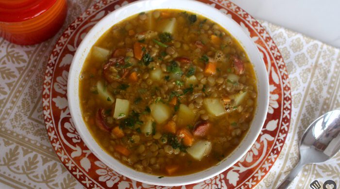 Sopa de lentilha com legumes