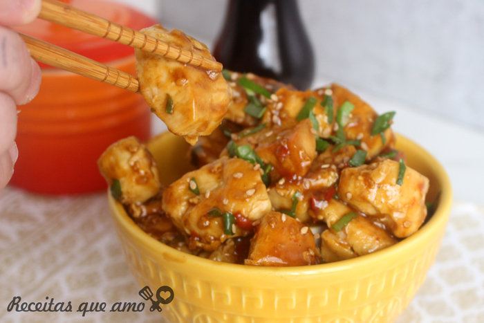 Frango com molho de laranja