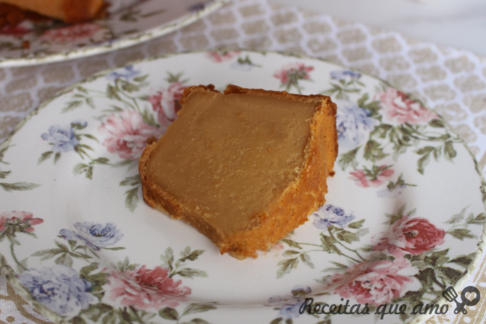 Bolo mole de doce de leite
