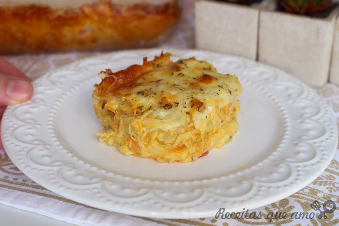 Torta de tapioca com frango