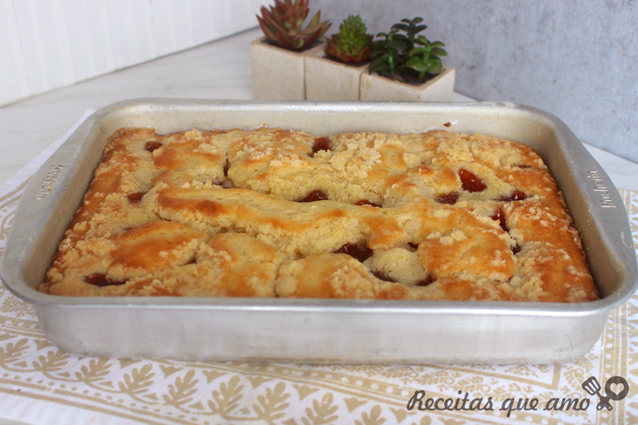 Bolo cuca de morango