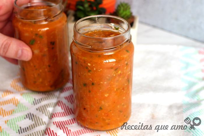 Molho de tomate na airfryer
