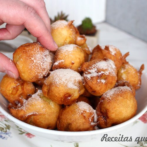 Bolinho de chuva com banana