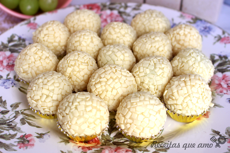 Docinho de uva Docinho de uva