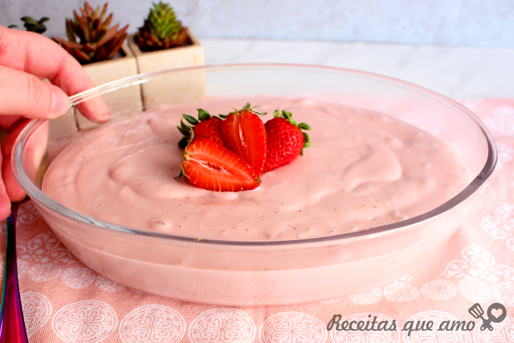 Mousse de morango Mousse de morango