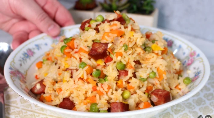 ARROZ NATALINO EM UMA PANELA SÓ