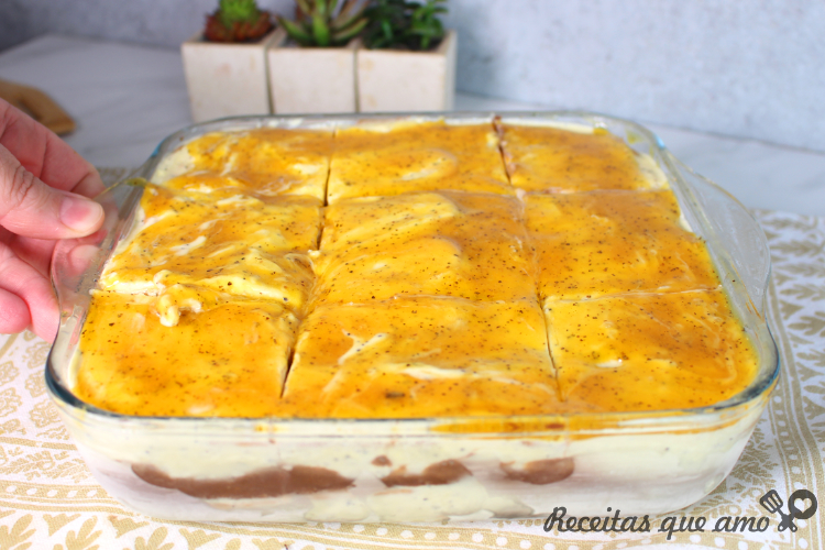 PAVÊ TRUFADO DE MARACUJÁ PAVÊ TRUFADO DE MARACUJÁ