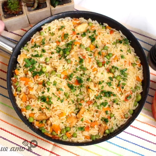 ARROZ COM FRANGO
