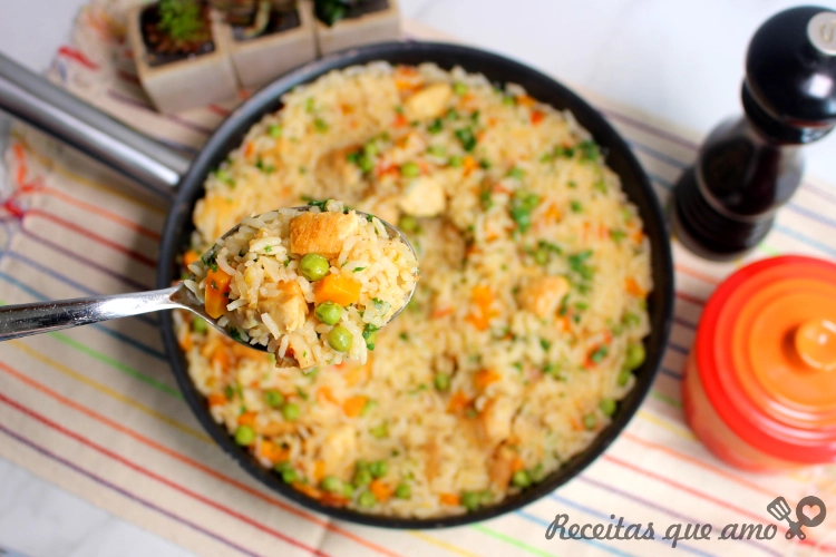 ARROZ COM FRANGO ARROZ COM FRANGO