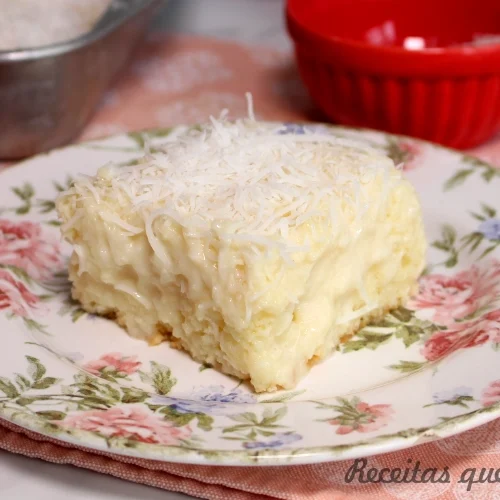 BOLO DE COCO MOLHADO