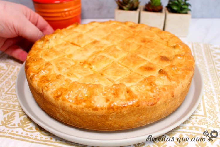 Empadão cremoso de palmito